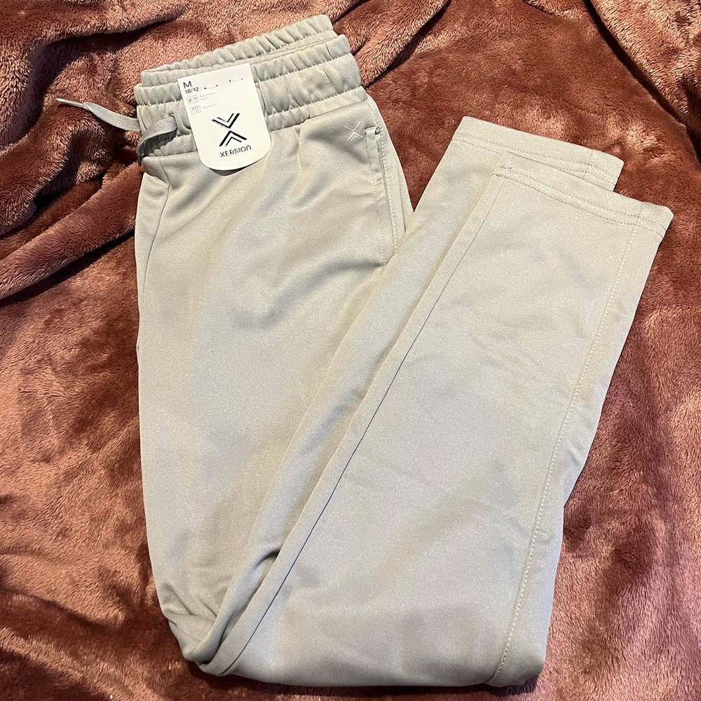 Xersion Kids Light Gray Sweatpants